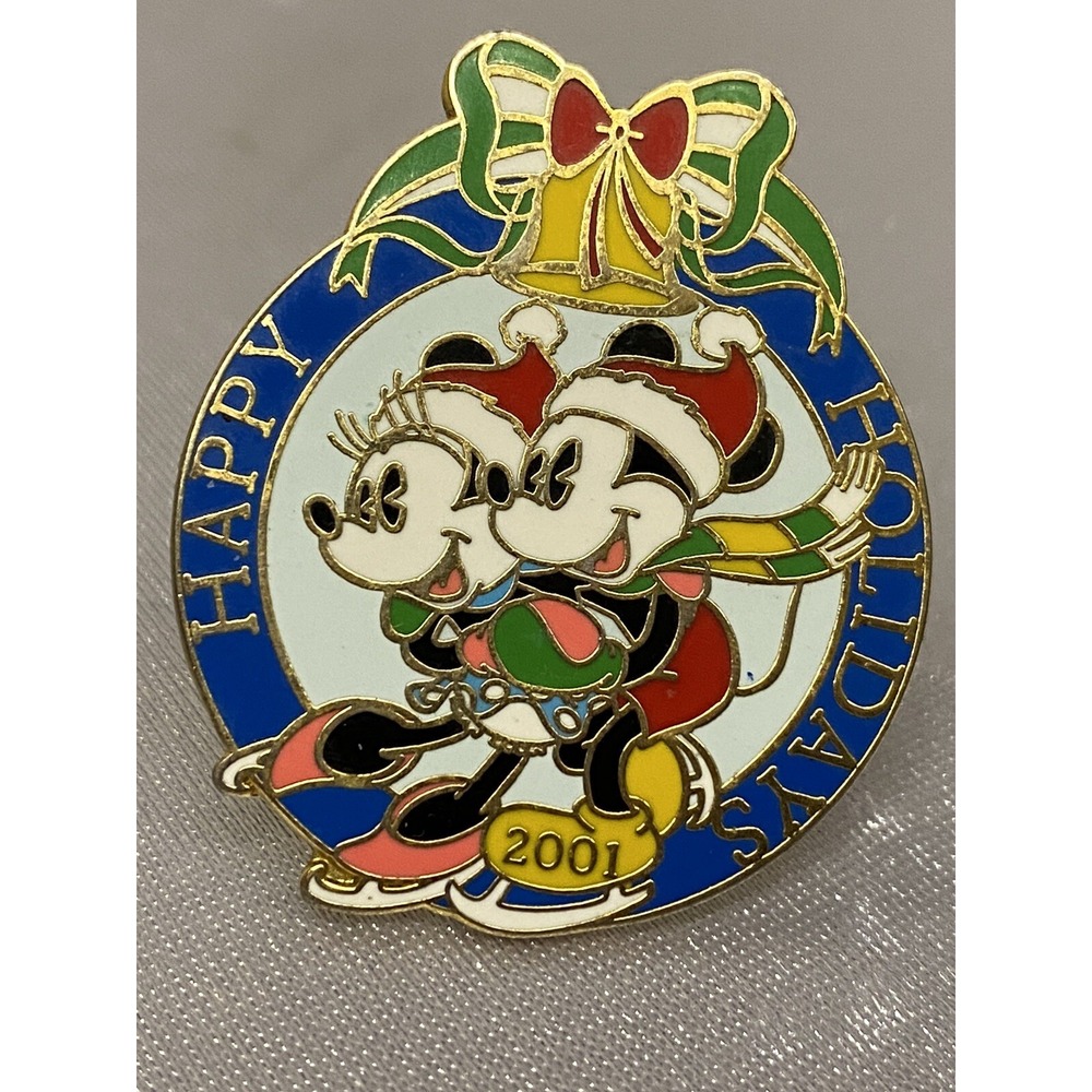Cast Exclusive Happy Holidays 2001 Series Mickey & Minnie Skating Disney Pin
